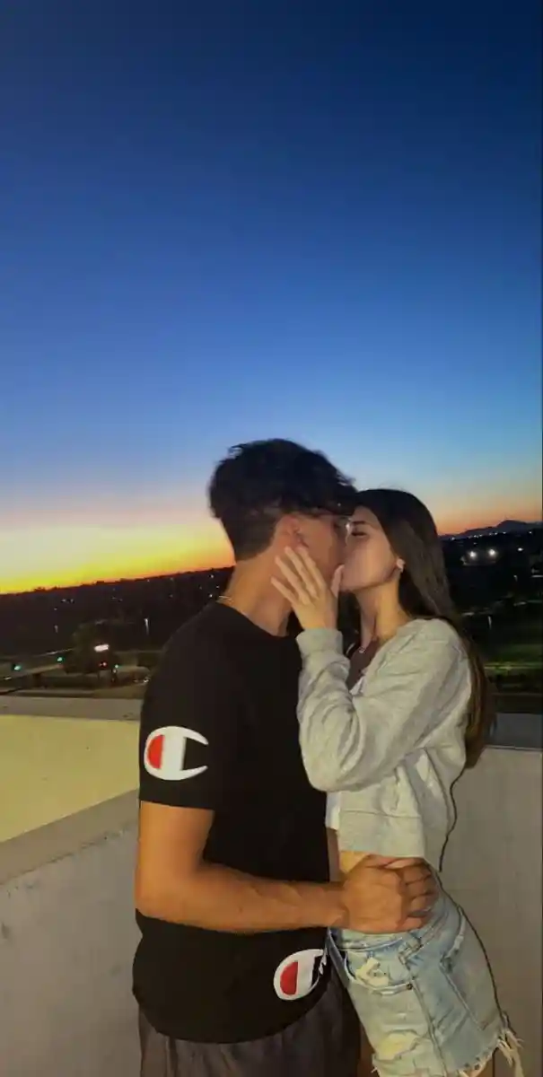 best-profile-love-dp