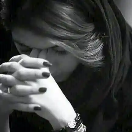 emotional-sad-girl-dp