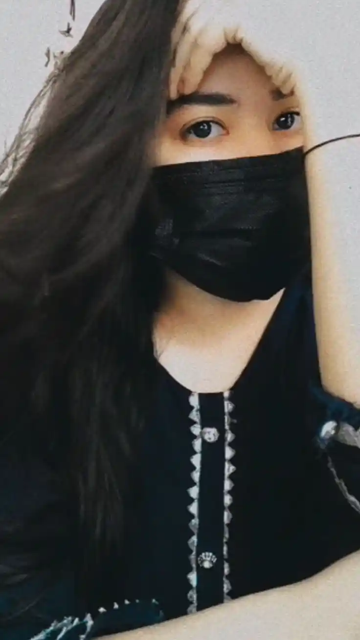 hot-mask-girl-pics hot-mask-girl-pics