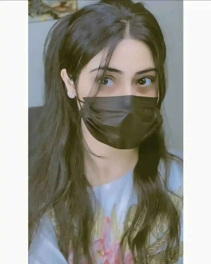 mask-girl-photo mask-girl-photo