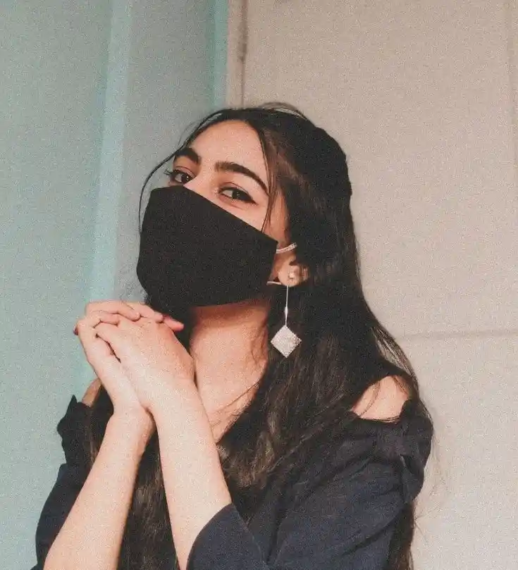 mask-girl-photo mask-girl-photo