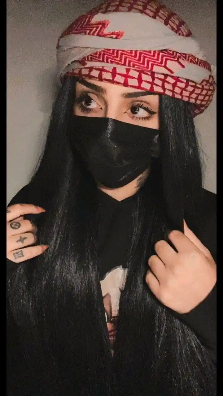 new-mask-girl-photos new-mask-girl-photos