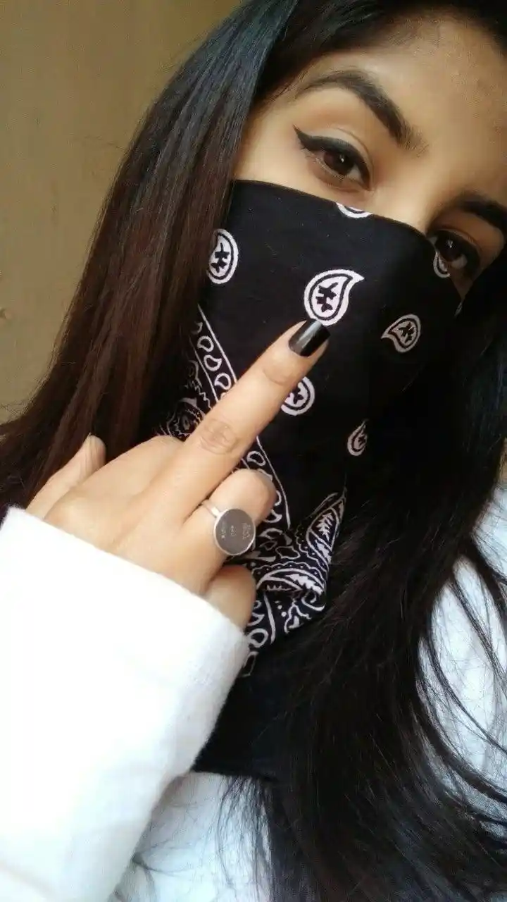 new-mask-girl-photos new-mask-girl-photos