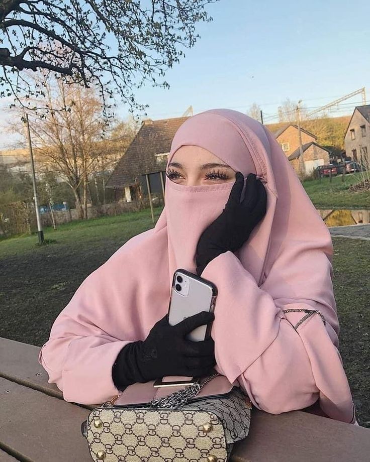 Cute-Hijab-Girls-Dp