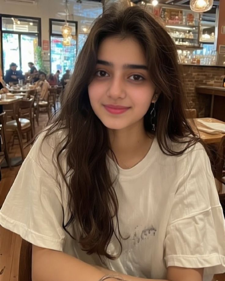 Stylish-Real-Girl-Pic